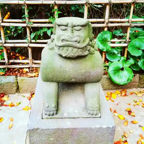 市谷亀岡八幡宮の狛犬