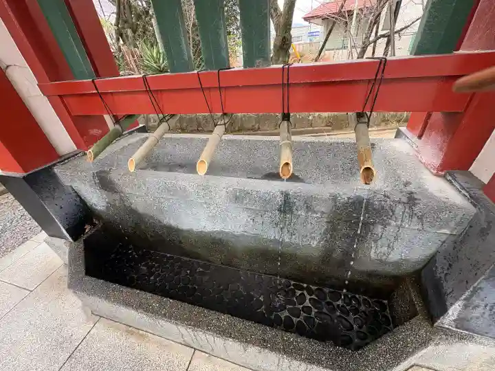 大歳御祖神社の{uncategorized: "未分類", other: "その他", undefined: "問題あり", building: "その他建物", grave: "お墓", sacred_gate: "鳥居", guardian: "狛犬", statue: "像", buddha: "仏像", history: "歴史", nature: "自然", garden: "庭園", animal: "動物", pagoda: "塔", temizu: "手水舎", mountain_gate: "山門・神門", sanctuary: "本殿・本堂", subordinate: "末社・摂社", art: "芸術", scenery: "景色", jizo: "地蔵", ema: "絵馬", goshuin: "御朱印", omikuji: "おみくじ", items: "授与品その他", amulet: "お守り", goshuincho: "御朱印帳", eats: "食事", festival: "お祭り", votive_dance: "神楽", shichigosan: "七五三参", wedding: "結婚式", experience: "体験その他", initially: "初詣", around: "周辺", anti_infection: "感染症対策"}