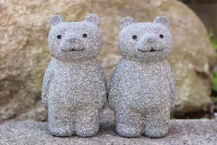 くまくま神社(導きの社 熊野町熊野神社)の狛犬