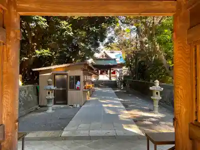 府八幡宮の山門・神門
