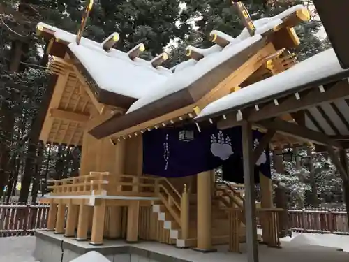 開拓神社の本殿