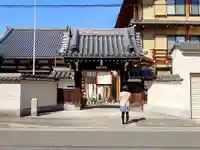 大倫寺の山門・神門