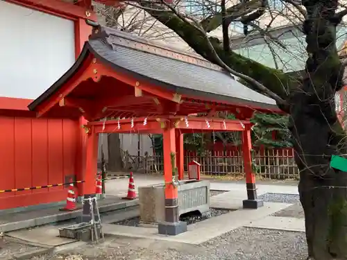 花園神社の手水舎