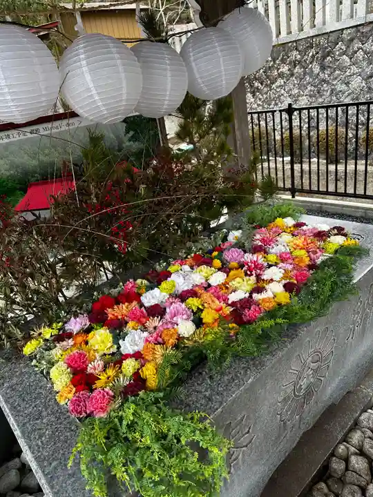 金蛇水神社の手水舎