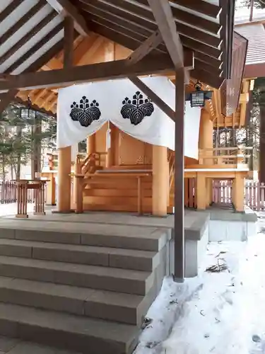 開拓神社の本殿