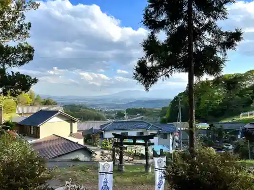 菱野健功神社の景色