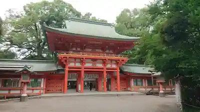 武蔵一宮氷川神社の山門・神門