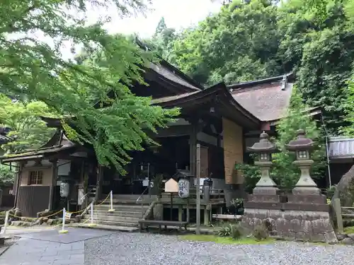 正法寺の本殿