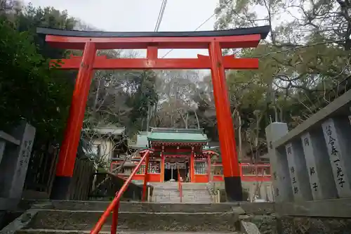 諏訪神社の鳥居