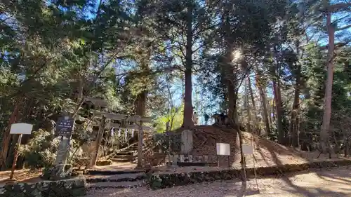 北口本宮冨士浅間神社の末社