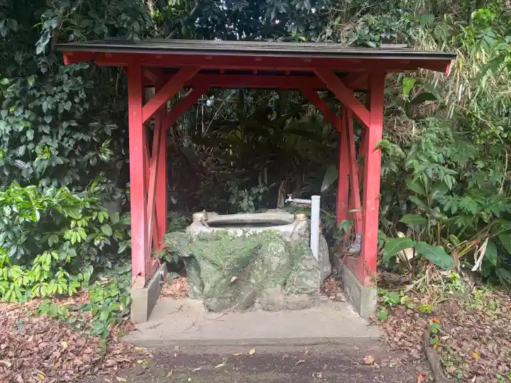 菅原神社の{uncategorized: "未分類", other: "その他", undefined: "問題あり", building: "その他建物", grave: "お墓", sacred_gate: "鳥居", guardian: "狛犬", statue: "像", buddha: "仏像", history: "歴史", nature: "自然", garden: "庭園", animal: "動物", pagoda: "塔", temizu: "手水舎", mountain_gate: "山門・神門", sanctuary: "本殿・本堂", subordinate: "末社・摂社", art: "芸術", scenery: "景色", jizo: "地蔵", ema: "絵馬", goshuin: "御朱印", omikuji: "おみくじ", items: "授与品その他", amulet: "お守り", goshuincho: "御朱印帳", eats: "食事", festival: "お祭り", votive_dance: "神楽", shichigosan: "七五三参", wedding: "結婚式", experience: "体験その他", initially: "初詣", around: "周辺", anti_infection: "感染症対策"}