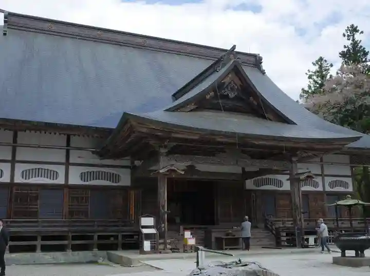 中尊寺の本殿・本堂