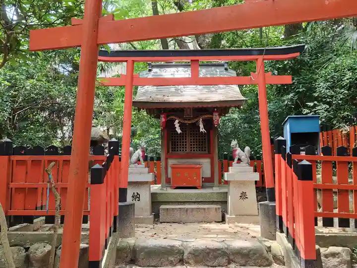 六甲八幡神社の末社・摂社