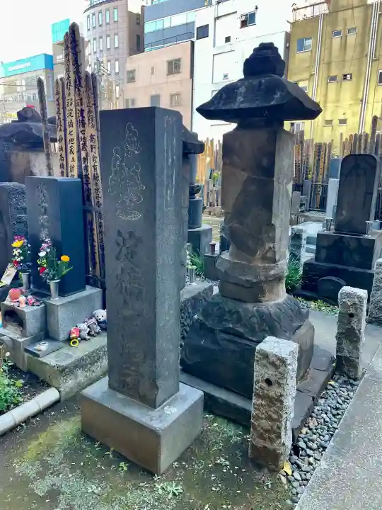 常圓寺の{uncategorized: "未分類", other: "その他", undefined: "問題あり", building: "その他建物", grave: "お墓", sacred_gate: "鳥居", guardian: "狛犬", statue: "像", buddha: "仏像", history: "歴史", nature: "自然", garden: "庭園", animal: "動物", pagoda: "塔", temizu: "手水舎", mountain_gate: "山門・神門", sanctuary: "本殿・本堂", subordinate: "末社・摂社", art: "芸術", scenery: "景色", jizo: "地蔵", ema: "絵馬", goshuin: "御朱印", omikuji: "おみくじ", items: "授与品その他", amulet: "お守り", goshuincho: "御朱印帳", eats: "食事", festival: "お祭り", votive_dance: "神楽", shichigosan: "七五三参", wedding: "結婚式", experience: "体験その他", initially: "初詣", around: "周辺", anti_infection: "感染症対策"}