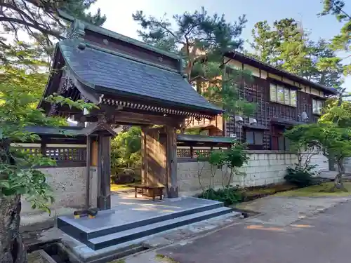 久成院の山門・神門