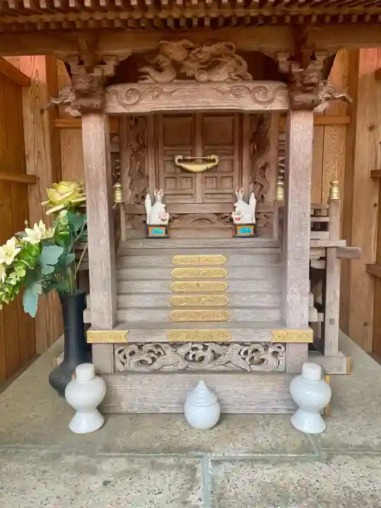 豊川稲荷分霊社の{uncategorized: "未分類", other: "その他", undefined: "問題あり", building: "その他建物", grave: "お墓", sacred_gate: "鳥居", guardian: "狛犬", statue: "像", buddha: "仏像", history: "歴史", nature: "自然", garden: "庭園", animal: "動物", pagoda: "塔", temizu: "手水舎", mountain_gate: "山門・神門", sanctuary: "本殿・本堂", subordinate: "末社・摂社", art: "芸術", scenery: "景色", jizo: "地蔵", ema: "絵馬", goshuin: "御朱印", omikuji: "おみくじ", items: "授与品その他", amulet: "お守り", goshuincho: "御朱印帳", eats: "食事", festival: "お祭り", votive_dance: "神楽", shichigosan: "七五三参", wedding: "結婚式", experience: "体験その他", initially: "初詣", around: "周辺", anti_infection: "感染症対策"}