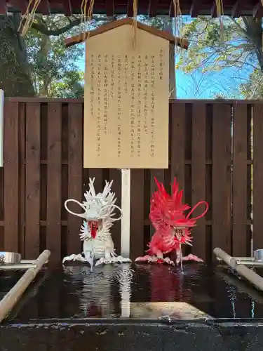 伊豆山神社の{uncategorized: "未分類", other: "その他", undefined: "問題あり", building: "その他建物", grave: "お墓", sacred_gate: "鳥居", guardian: "狛犬", statue: "像", buddha: "仏像", history: "歴史", nature: "自然", garden: "庭園", animal: "動物", pagoda: "塔", temizu: "手水舎", mountain_gate: "山門・神門", sanctuary: "本殿・本堂", subordinate: "末社・摂社", art: "芸術", scenery: "景色", jizo: "地蔵", ema: "絵馬", goshuin: "御朱印", omikuji: "おみくじ", items: "授与品その他", amulet: "お守り", goshuincho: "御朱印帳", eats: "食事", festival: "お祭り", votive_dance: "神楽", shichigosan: "七五三参", wedding: "結婚式", experience: "体験その他", initially: "初詣", around: "周辺", anti_infection: "感染症対策"}