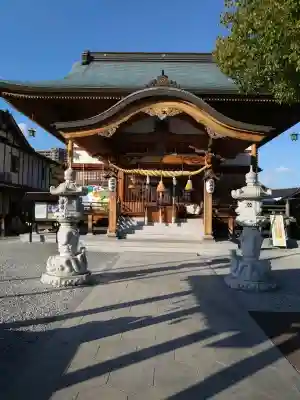 岩国白蛇神社の{uncategorized: "未分類", other: "その他", undefined: "問題あり", building: "その他建物", grave: "お墓", sacred_gate: "鳥居", guardian: "狛犬", statue: "像", buddha: "仏像", history: "歴史", nature: "自然", garden: "庭園", animal: "動物", pagoda: "塔", temizu: "手水舎", mountain_gate: "山門・神門", sanctuary: "本殿・本堂", subordinate: "末社・摂社", art: "芸術", scenery: "景色", jizo: "地蔵", ema: "絵馬", goshuin: "御朱印", omikuji: "おみくじ", items: "授与品その他", amulet: "お守り", goshuincho: "御朱印帳", eats: "食事", festival: "お祭り", votive_dance: "神楽", shichigosan: "七五三参", wedding: "結婚式", experience: "体験その他", initially: "初詣", around: "周辺", anti_infection: "感染症対策"}