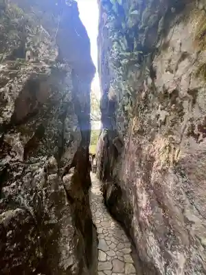 阿賀神社の{uncategorized: "未分類", other: "その他", undefined: "問題あり", building: "その他建物", grave: "お墓", sacred_gate: "鳥居", guardian: "狛犬", statue: "像", buddha: "仏像", history: "歴史", nature: "自然", garden: "庭園", animal: "動物", pagoda: "塔", temizu: "手水舎", mountain_gate: "山門・神門", sanctuary: "本殿・本堂", subordinate: "末社・摂社", art: "芸術", scenery: "景色", jizo: "地蔵", ema: "絵馬", goshuin: "御朱印", omikuji: "おみくじ", items: "授与品その他", amulet: "お守り", goshuincho: "御朱印帳", eats: "食事", festival: "お祭り", votive_dance: "神楽", shichigosan: "七五三参", wedding: "結婚式", experience: "体験その他", initially: "初詣", around: "周辺", anti_infection: "感染症対策"}