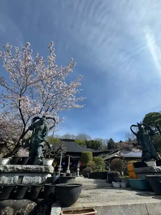 光明寺の{uncategorized: "未分類", other: "その他", undefined: "問題あり", building: "その他建物", grave: "お墓", sacred_gate: "鳥居", guardian: "狛犬", statue: "像", buddha: "仏像", history: "歴史", nature: "自然", garden: "庭園", animal: "動物", pagoda: "塔", temizu: "手水舎", mountain_gate: "山門・神門", sanctuary: "本殿・本堂", subordinate: "末社・摂社", art: "芸術", scenery: "景色", jizo: "地蔵", ema: "絵馬", goshuin: "御朱印", omikuji: "おみくじ", items: "授与品その他", amulet: "お守り", goshuincho: "御朱印帳", eats: "食事", festival: "お祭り", votive_dance: "神楽", shichigosan: "七五三参", wedding: "結婚式", experience: "体験その他", initially: "初詣", around: "周辺", anti_infection: "感染症対策"}
