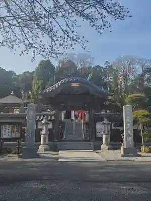 寺岡山元三大師の山門・神門