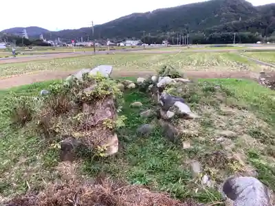 御所中明神の周辺