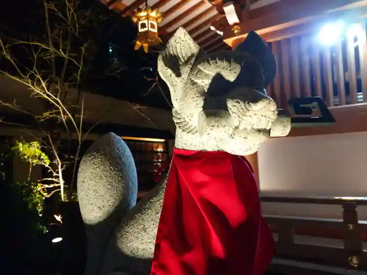 福徳神社(芽吹稲荷)の狛犬