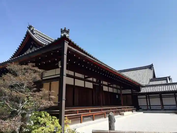 鹿苑寺(金閣寺)の本殿・本堂