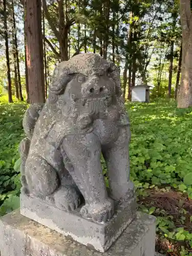 八幡神社の{uncategorized: "未分類", other: "その他", undefined: "問題あり", building: "その他建物", grave: "お墓", sacred_gate: "鳥居", guardian: "狛犬", statue: "像", buddha: "仏像", history: "歴史", nature: "自然", garden: "庭園", animal: "動物", pagoda: "塔", temizu: "手水舎", mountain_gate: "山門・神門", sanctuary: "本殿・本堂", subordinate: "末社・摂社", art: "芸術", scenery: "景色", jizo: "地蔵", ema: "絵馬", goshuin: "御朱印", omikuji: "おみくじ", items: "授与品その他", amulet: "お守り", goshuincho: "御朱印帳", eats: "食事", festival: "お祭り", votive_dance: "神楽", shichigosan: "七五三参", wedding: "結婚式", experience: "体験その他", initially: "初詣", around: "周辺", anti_infection: "感染症対策"}