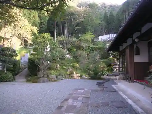 十念寺の庭園