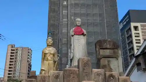 愛染堂勝鬘院の地蔵