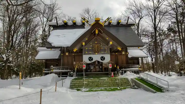 旭川神社の本殿・本堂