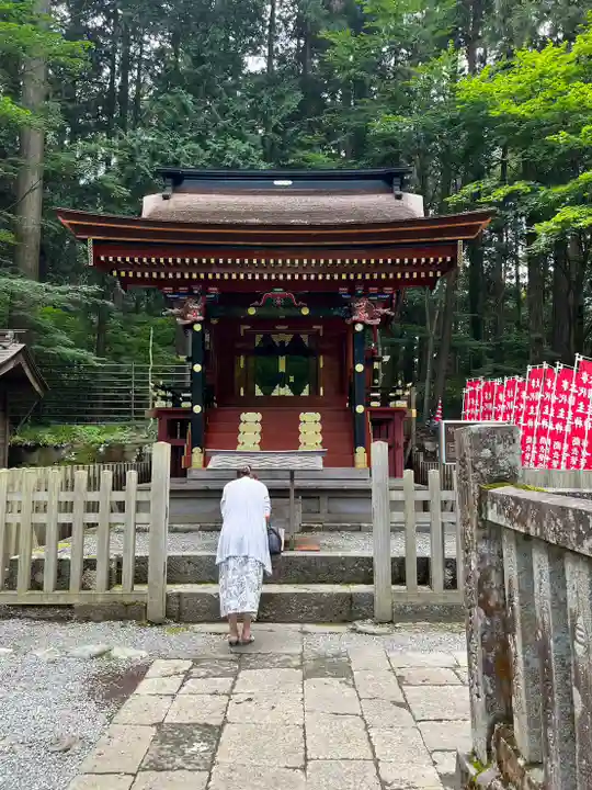 北口本宮冨士浅間神社の末社・摂社