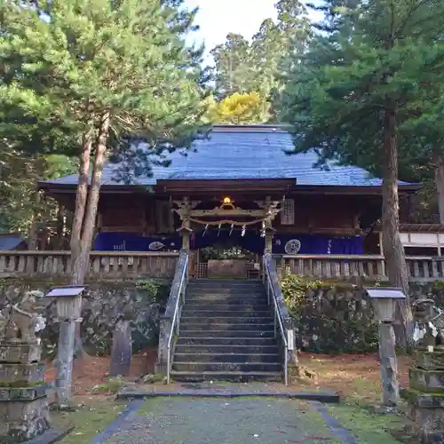 早池峰神社の本殿