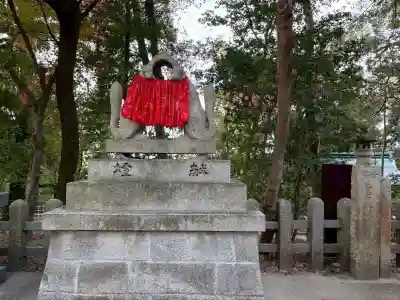 伏見稲荷大社の{uncategorized: "未分類", other: "その他", undefined: "問題あり", building: "その他建物", grave: "お墓", sacred_gate: "鳥居", guardian: "狛犬", statue: "像", buddha: "仏像", history: "歴史", nature: "自然", garden: "庭園", animal: "動物", pagoda: "塔", temizu: "手水舎", mountain_gate: "山門・神門", sanctuary: "本殿・本堂", subordinate: "末社・摂社", art: "芸術", scenery: "景色", jizo: "地蔵", ema: "絵馬", goshuin: "御朱印", omikuji: "おみくじ", items: "授与品その他", amulet: "お守り", goshuincho: "御朱印帳", eats: "食事", festival: "お祭り", votive_dance: "神楽", shichigosan: "七五三参", wedding: "結婚式", experience: "体験その他", initially: "初詣", around: "周辺", anti_infection: "感染症対策"}