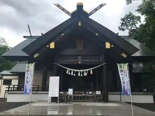 千歳神社の本殿・本堂