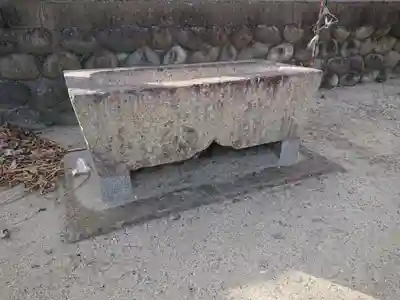 富島社の手水舎