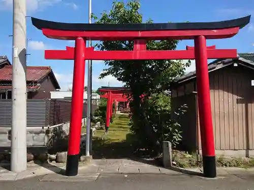 花常稲荷社の鳥居