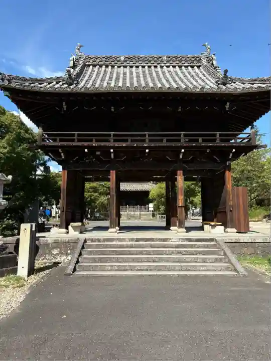 八事山 興正寺の山門・神門