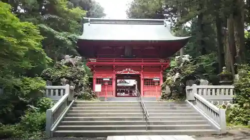 富士山東口本宮 冨士浅間神社の山門・神門