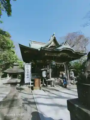 白旗神社の本殿・本堂