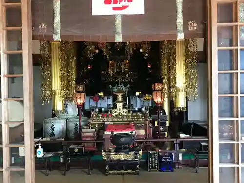 薬王寺の本殿・本堂