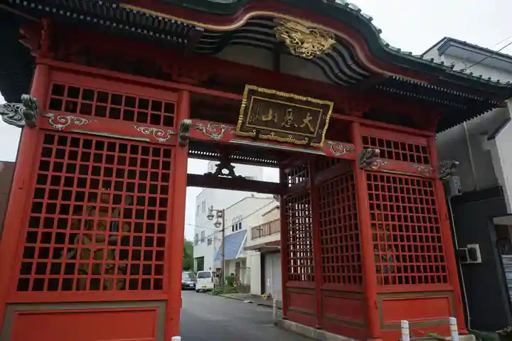 二十三夜尊 桂岸寺の山門・神門