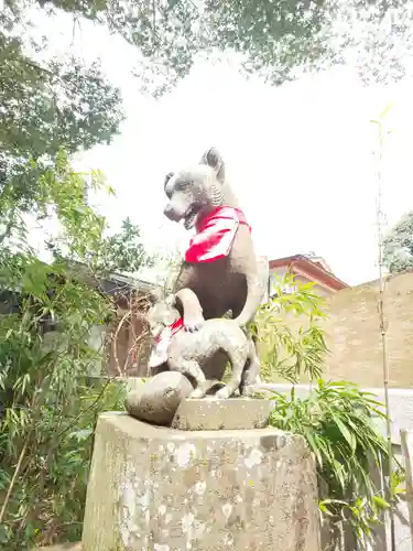 白笹稲荷神社の狛犬