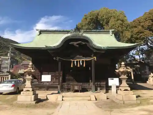 小烏神社の本殿・本堂