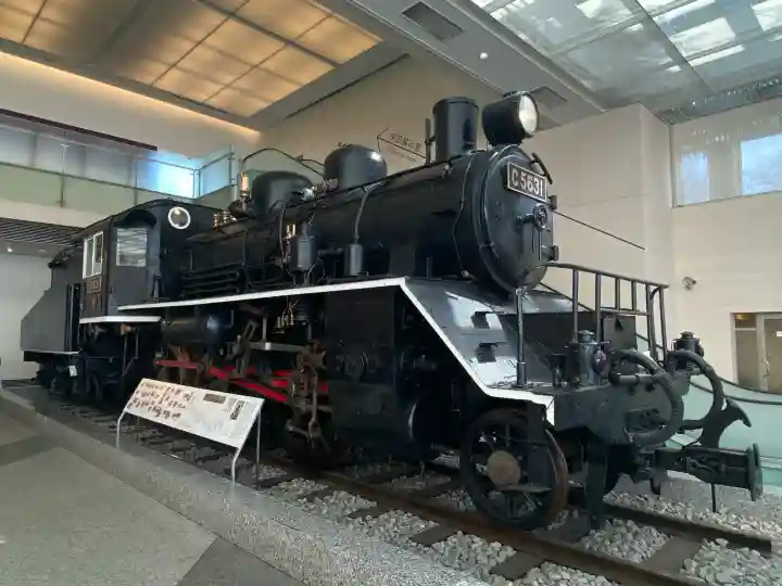 靖國神社の{uncategorized: "未分類", other: "その他", undefined: "問題あり", building: "その他建物", grave: "お墓", sacred_gate: "鳥居", guardian: "狛犬", statue: "像", buddha: "仏像", history: "歴史", nature: "自然", garden: "庭園", animal: "動物", pagoda: "塔", temizu: "手水舎", mountain_gate: "山門・神門", sanctuary: "本殿・本堂", subordinate: "末社・摂社", art: "芸術", scenery: "景色", jizo: "地蔵", ema: "絵馬", goshuin: "御朱印", omikuji: "おみくじ", items: "授与品その他", amulet: "お守り", goshuincho: "御朱印帳", eats: "食事", festival: "お祭り", votive_dance: "神楽", shichigosan: "七五三参", wedding: "結婚式", experience: "体験その他", initially: "初詣", around: "周辺", anti_infection: "感染症対策"}
