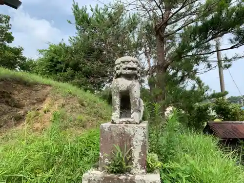 高子神社の狛犬