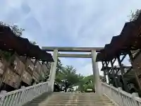 伊勢山皇大神宮の{uncategorized: "未分類", other: "その他", undefined: "問題あり", building: "その他建物", grave: "お墓", sacred_gate: "鳥居", guardian: "狛犬", statue: "像", buddha: "仏像", history: "歴史", nature: "自然", garden: "庭園", animal: "動物", pagoda: "塔", temizu: "手水舎", mountain_gate: "山門・神門", sanctuary: "本殿・本堂", subordinate: "末社・摂社", art: "芸術", scenery: "景色", jizo: "地蔵", ema: "絵馬", goshuin: "御朱印", omikuji: "おみくじ", items: "授与品その他", amulet: "お守り", goshuincho: "御朱印帳", eats: "食事", festival: "お祭り", votive_dance: "神楽", shichigosan: "七五三参", wedding: "結婚式", experience: "体験その他", initially: "初詣", around: "周辺", anti_infection: "感染症対策"}