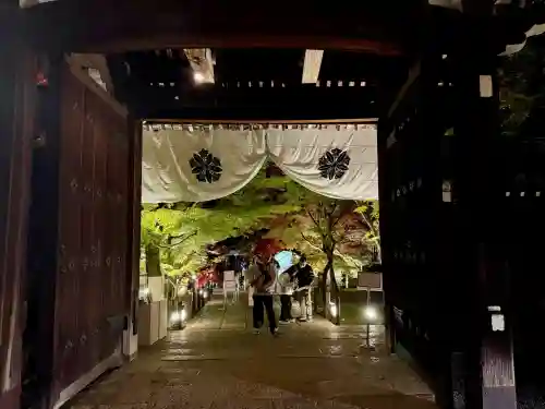 禅林寺（永観堂）の{uncategorized: "未分類", other: "その他", undefined: "問題あり", building: "その他建物", grave: "お墓", sacred_gate: "鳥居", guardian: "狛犬", statue: "像", buddha: "仏像", history: "歴史", nature: "自然", garden: "庭園", animal: "動物", pagoda: "塔", temizu: "手水舎", mountain_gate: "山門・神門", sanctuary: "本殿・本堂", subordinate: "末社・摂社", art: "芸術", scenery: "景色", jizo: "地蔵", ema: "絵馬", goshuin: "御朱印", omikuji: "おみくじ", items: "授与品その他", amulet: "お守り", goshuincho: "御朱印帳", eats: "食事", festival: "お祭り", votive_dance: "神楽", shichigosan: "七五三参", wedding: "結婚式", experience: "体験その他", initially: "初詣", around: "周辺", anti_infection: "感染症対策"}