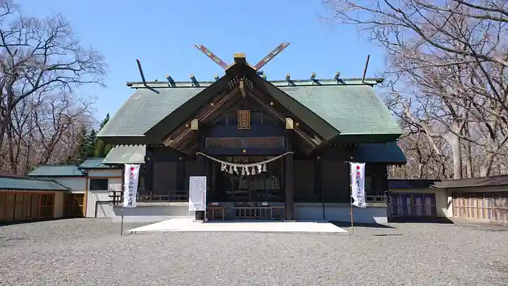 千歳神社の本殿・本堂